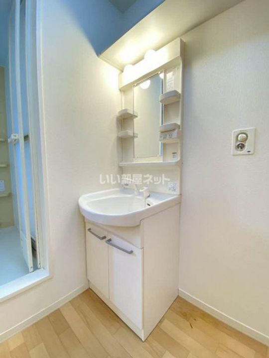 シャーメゾンIRIYA Bの内装