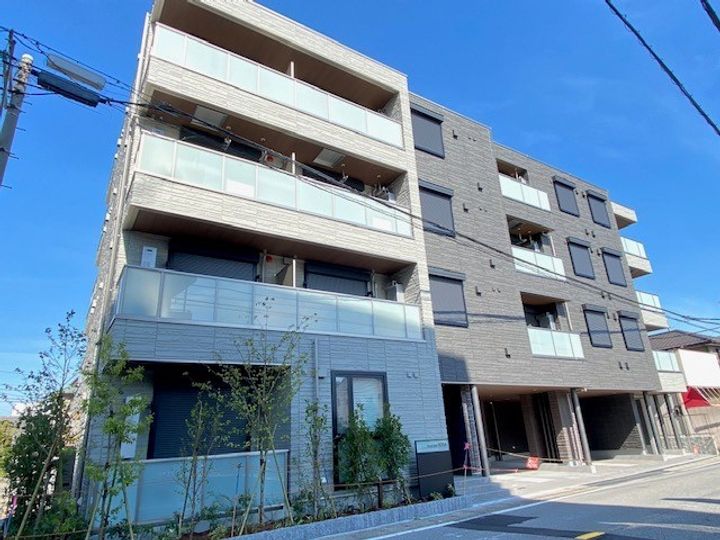 グランドソレイユSOGAの外観