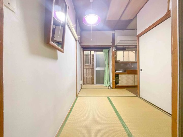 丸山アパートの居間