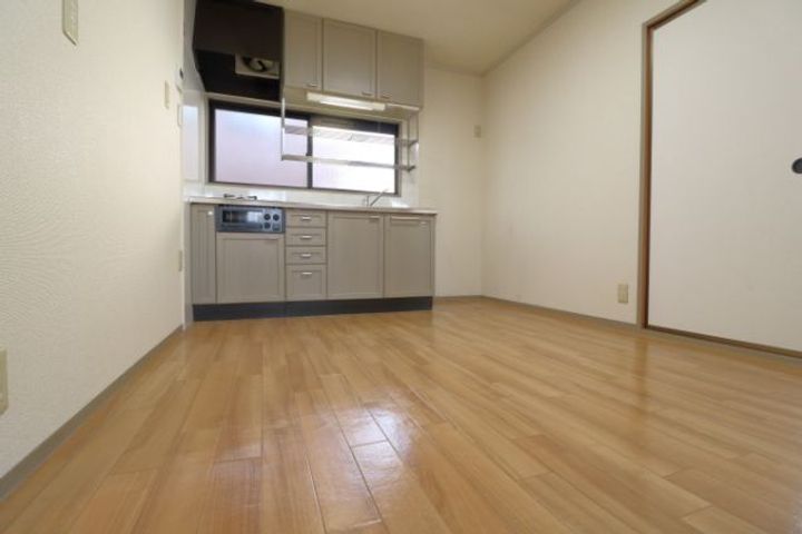 コンドウレジデンスAの居間