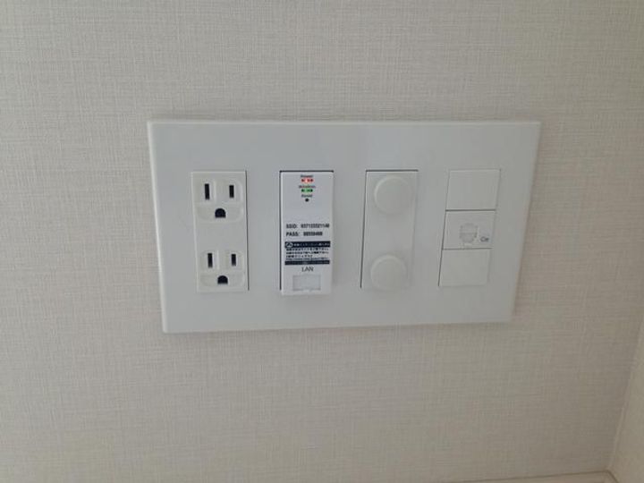 Log都庁前の内装