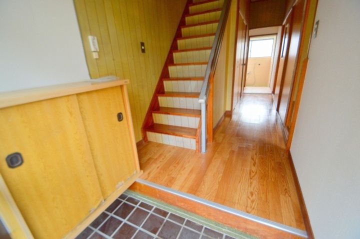 広島県広島市安芸区船越1(一戸建)の賃貸物件の玄関