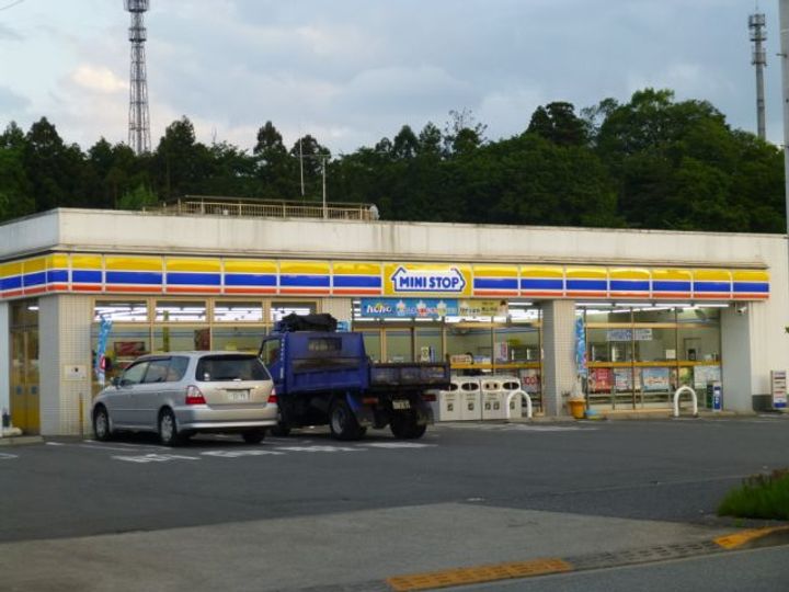 サニーコーポの周辺
