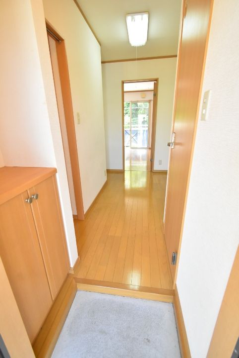 フェヴァリー VBの玄関