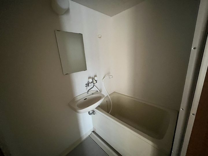 メゾンプルニエの風呂