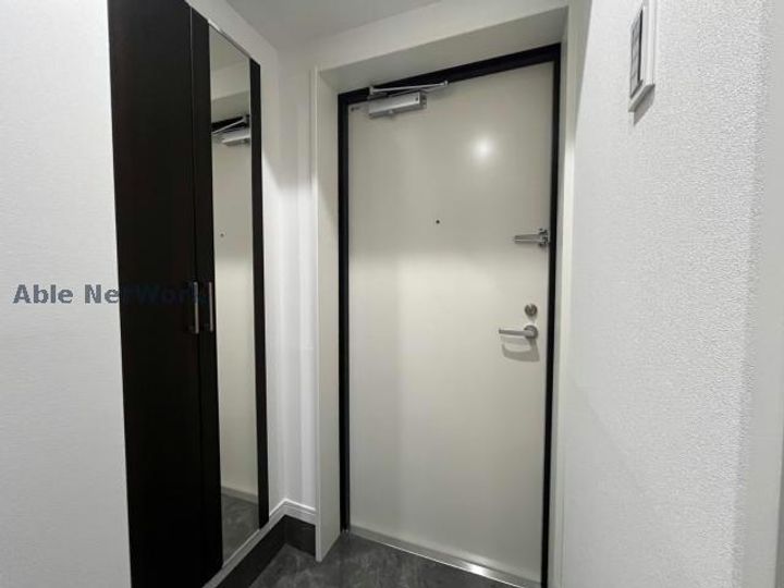 SQUARE三里木駅前の玄関