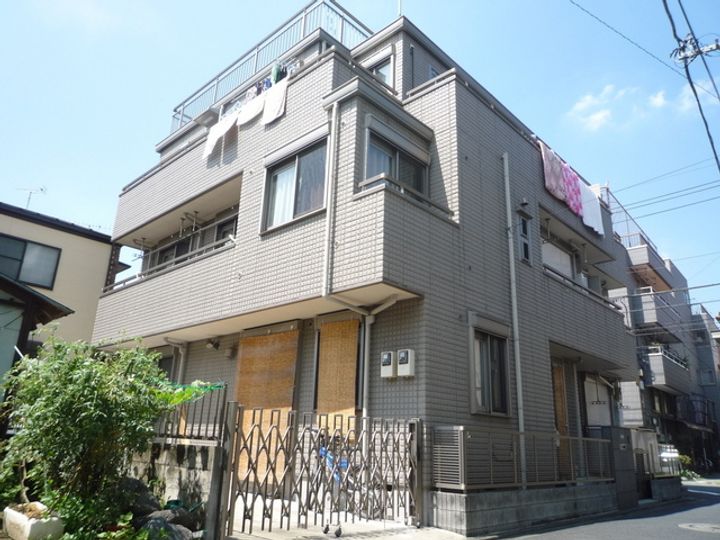 エスポワール綾瀬の外観