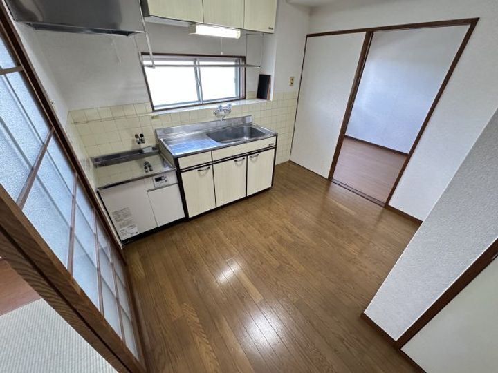 エランドール藤橋の居間