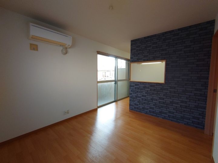 静岡県浜松市中央区元浜町(マンション)の賃貸物件の居間