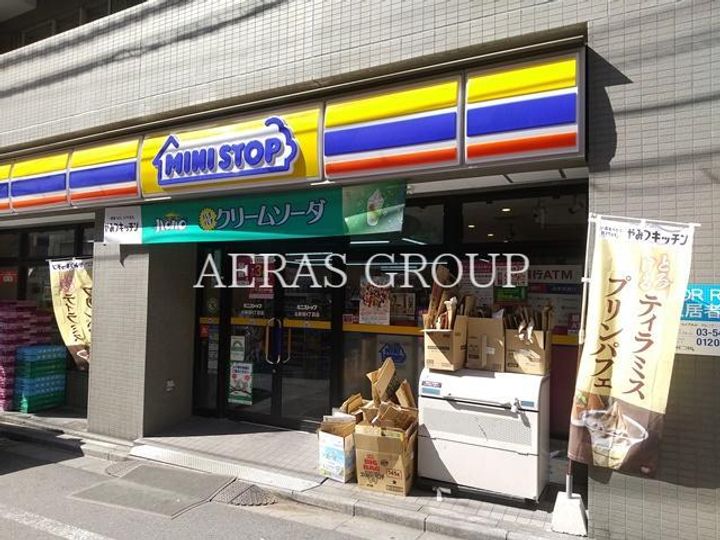 コンフォリア・リヴ北新宿の周辺