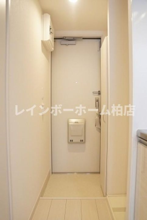 千葉県松戸市松戸(アパート)の賃貸物件の玄関