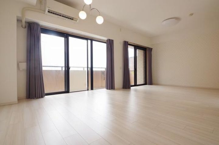 マークミュー横濱シティフロントの居間