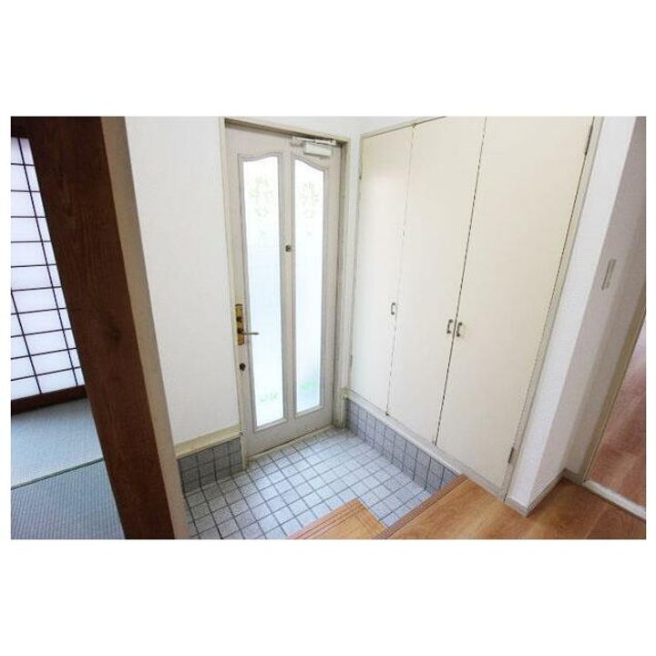 神奈川県小田原市扇町5(一戸建)の賃貸物件の玄関