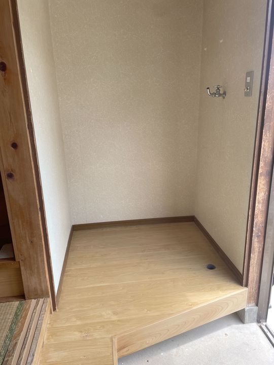 まんまる森アパートの内装