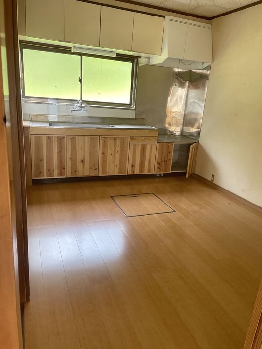 まんまる森アパートのキッチン