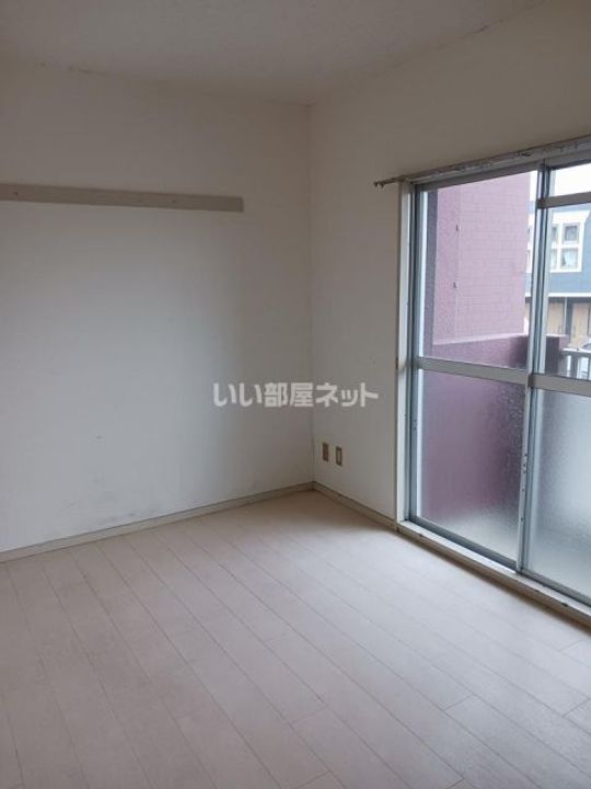 マンションKM-1の内装