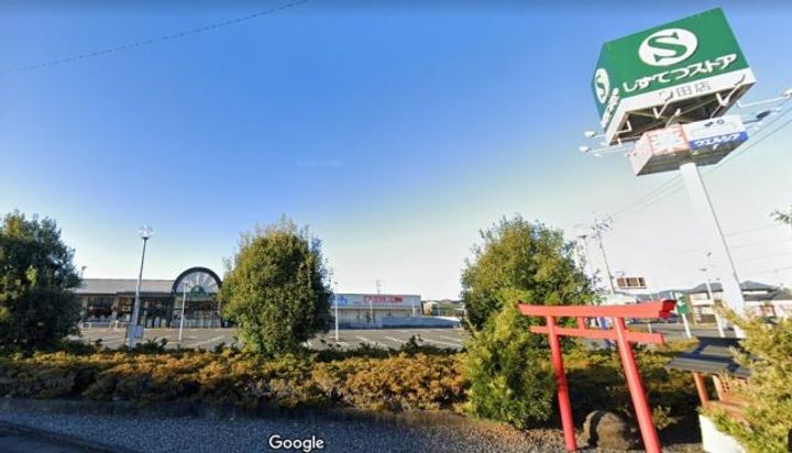 ソル・レヴェンテの周辺