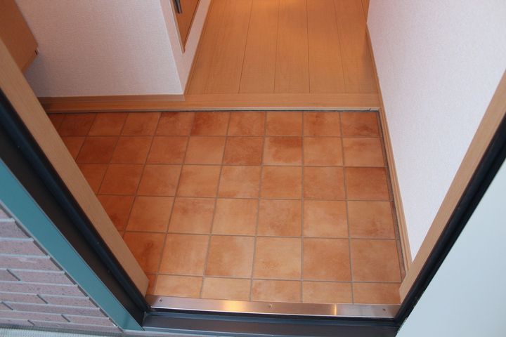 愛知県あま市木田北屋敷(アパート)の賃貸物件の玄関