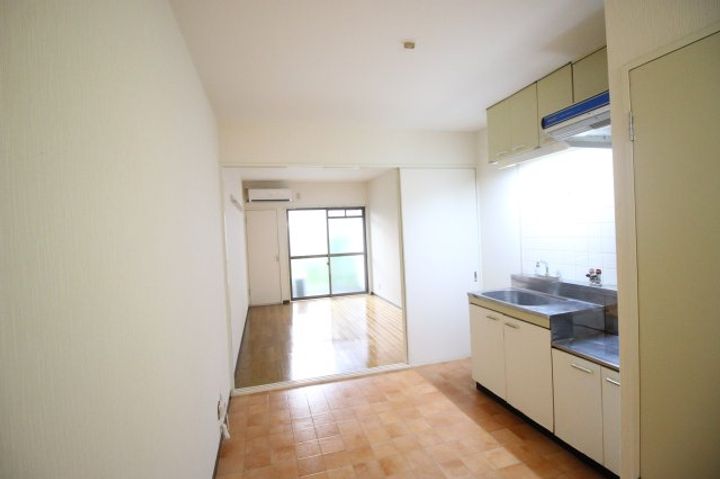 ダンディーAの内装