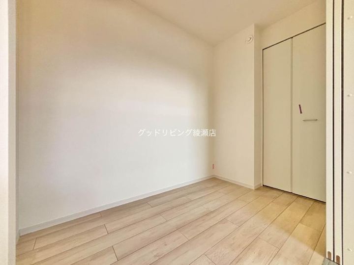 KEIAI RESIDENCE 青井IIの内装