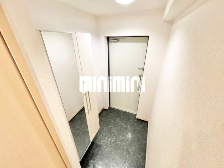 グレース新瑞の玄関