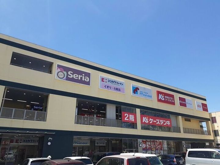 モンターニュの周辺