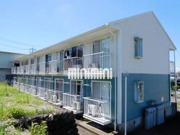 サンハイツの外観