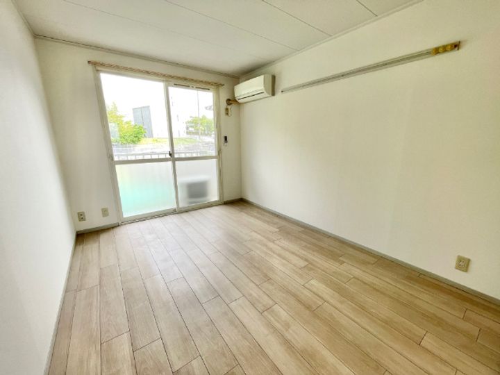 サンハイツの居間