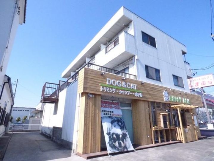 第8オガワビルの外観