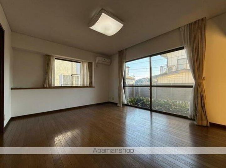 千葉県流山市長崎1(一戸建)の賃貸物件の居間