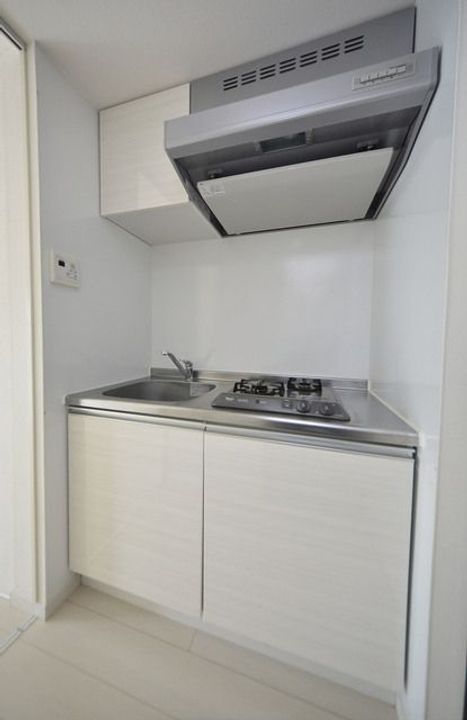 リブリ・東林間のキッチン