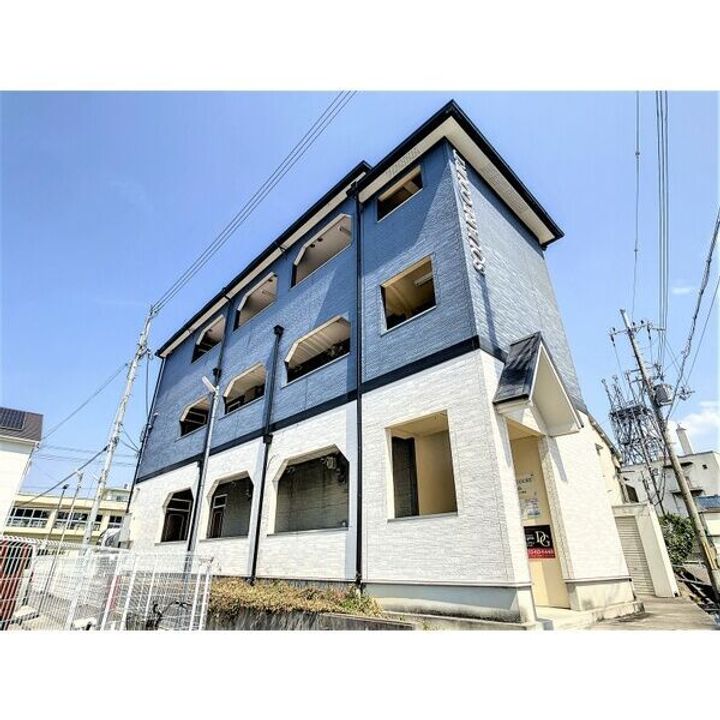 スクエアコート津田の外観