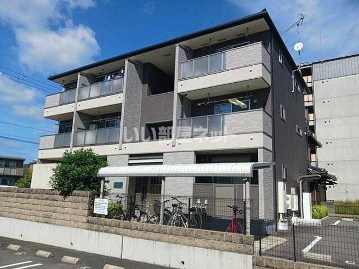 サウスヒルズ馬堀の外観