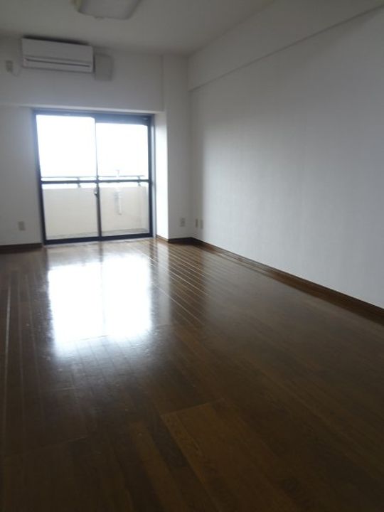 東京都杉並区高円寺北3(マンション)の賃貸物件の居間