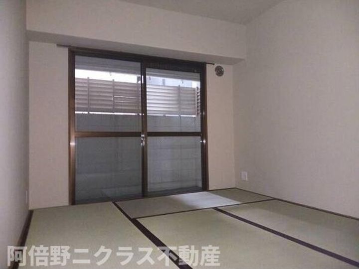 アミティ北畠の居間