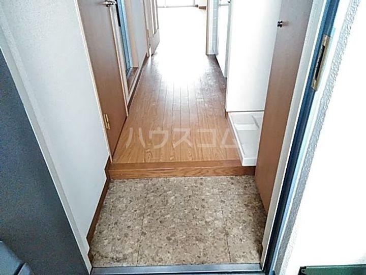 スペースアメニティ梶が谷1丁目の玄関