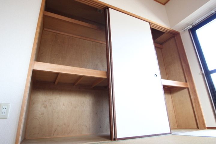 シャルマン財官IIの内装