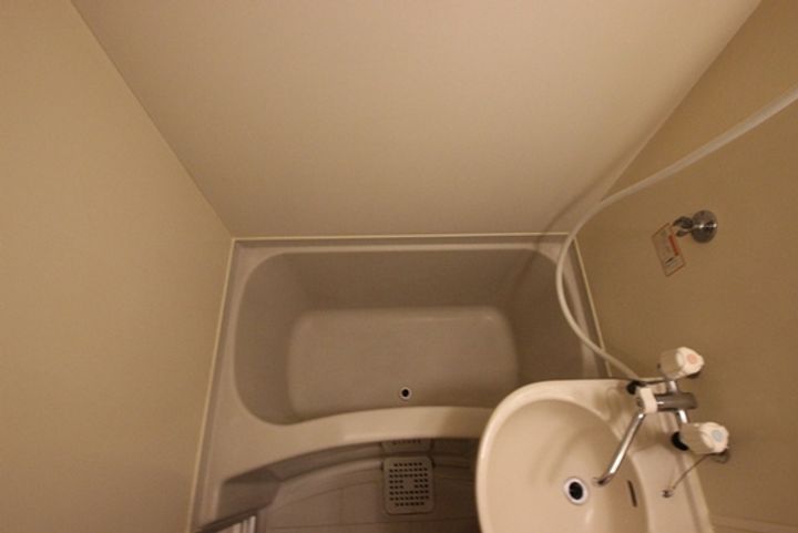 One Maison 東霞町の風呂