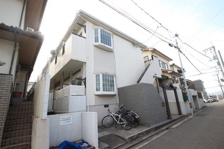 One Maison 東霞町の外観
