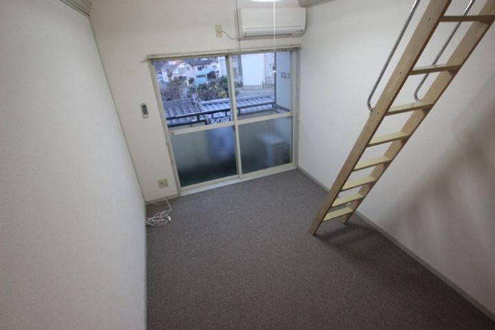 One Maison 東霞町の居間