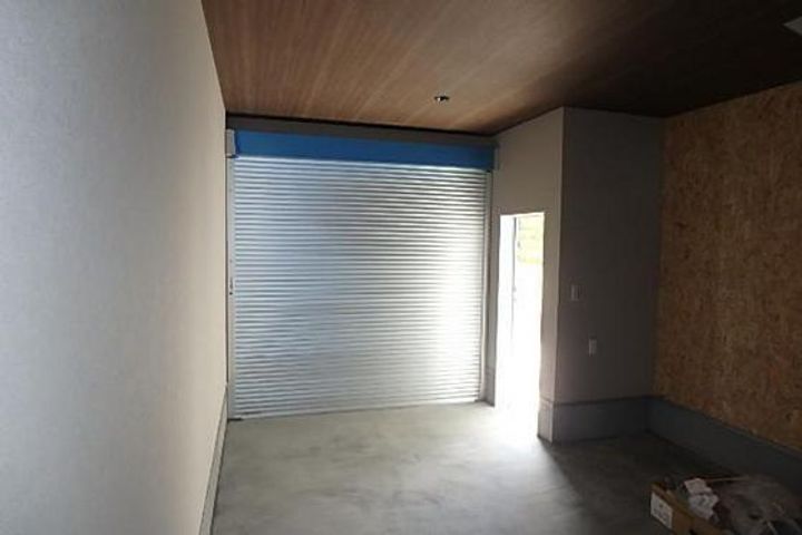 Next Garage南古都の玄関