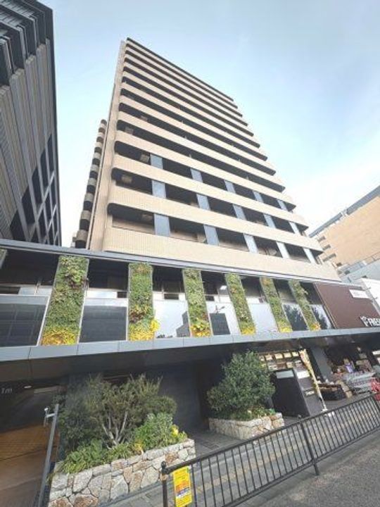 グランディム京都烏丸五条の外観