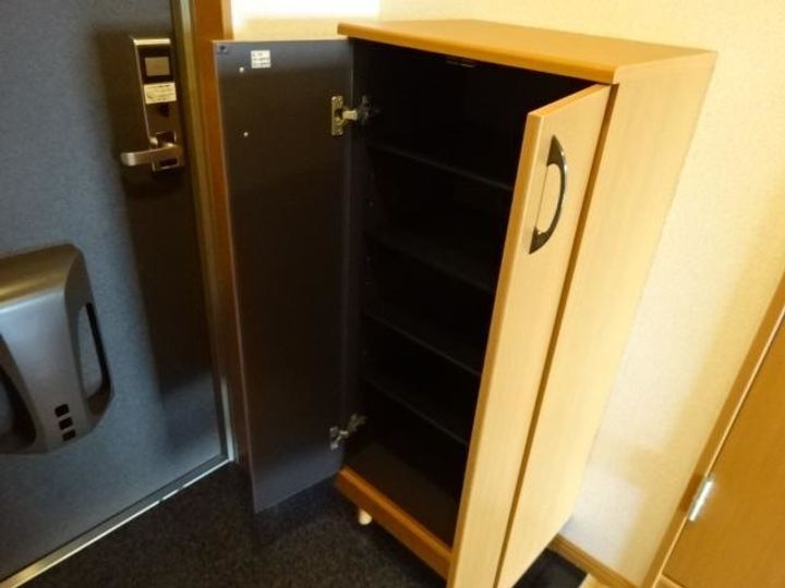 愛知県安城市大岡町的場(アパート)の賃貸物件の玄関