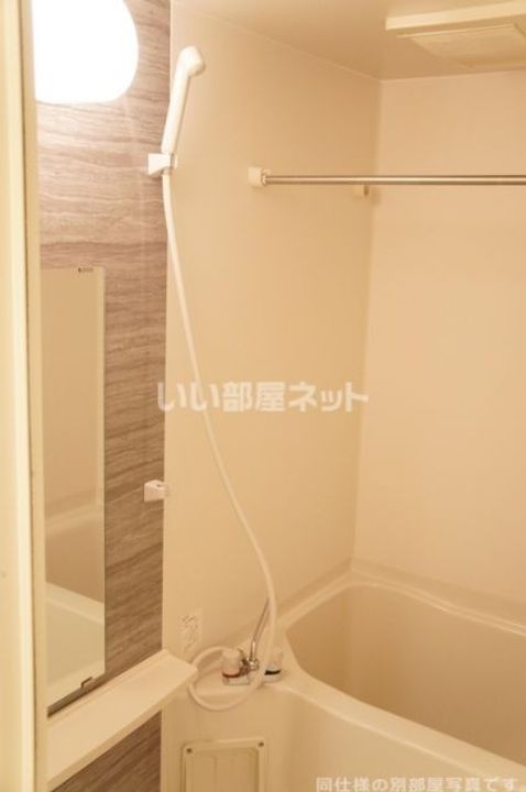 大阪府堺市堺区北花田口町2(マンション)の賃貸物件の風呂