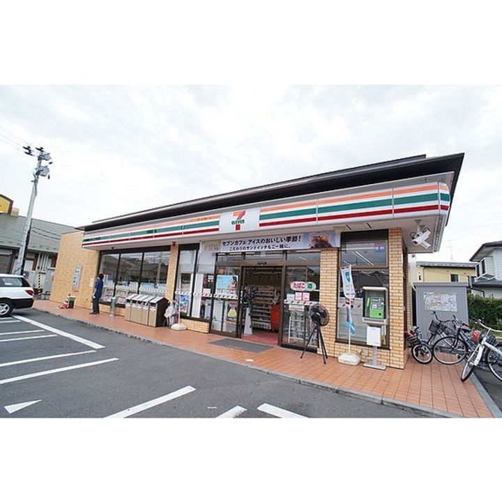 ファミール鎌田の周辺
