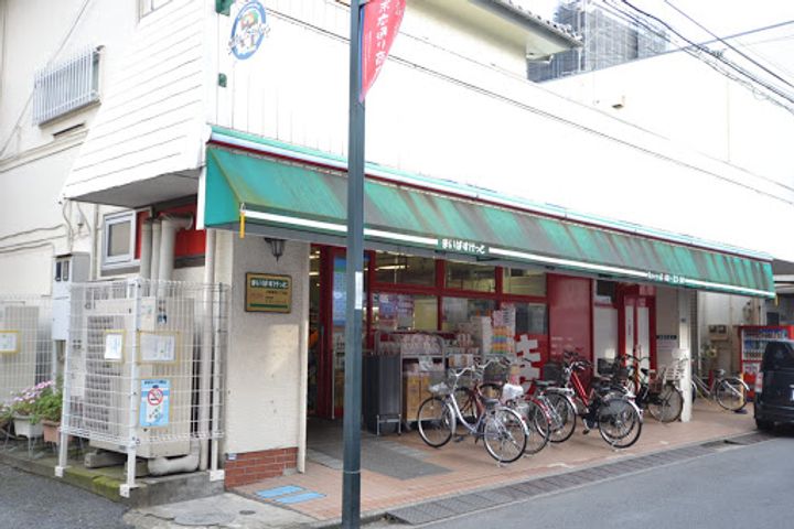 MKフィオーレの周辺