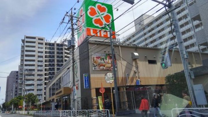 MKフィオーレの周辺
