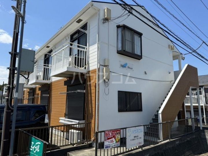 ブルースターの外観