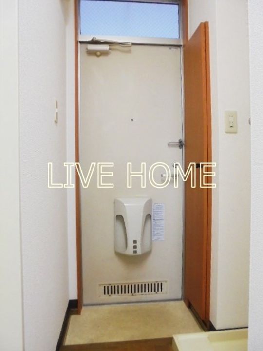 東京都中野区沼袋3(マンション)の賃貸物件の玄関