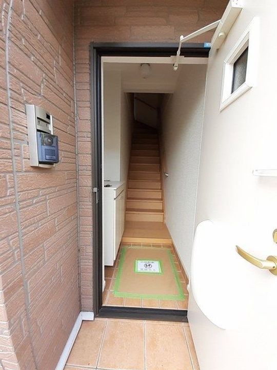 アロッジオ ヴィオラの玄関